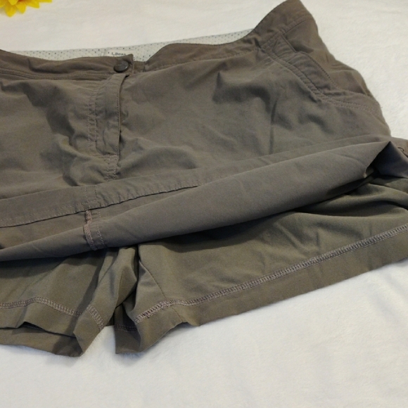 L.L..Bean. Casual Tan Skirt with Pockets - Picture 10 of 12